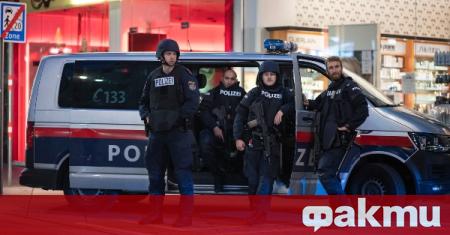 Няколко души са били арестувани за нападението във Виена съобщи