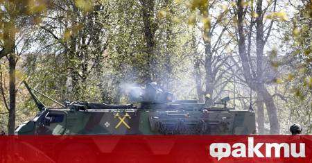 Латвия е доставила на Украйна още 21 бронетранспортьора като част