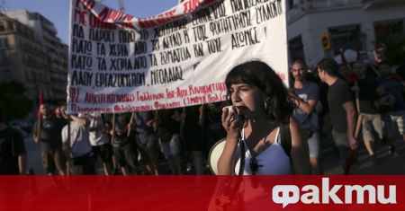 Гръцките работници подготвят голяма стачка в четвъртък съобщи Катимерини Туристи