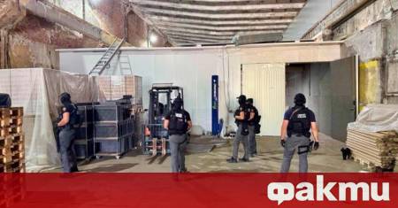 ГДБОП разкри работеща високотехнологична фабрика за производство на цигари на