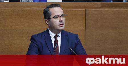 Правителството на Радев не спира да повтаря че тегли нов