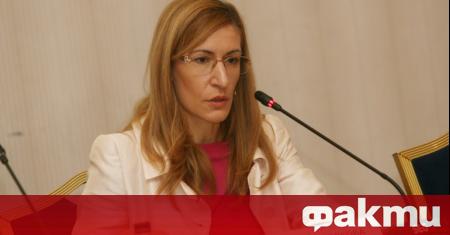 „Няма основания за моята оставка“, заяви министърът на туризма Николина