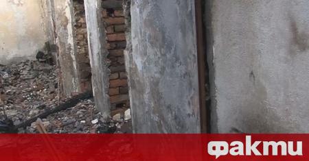 Мълния запали къщата на възрастно семейство в село Цапарево и