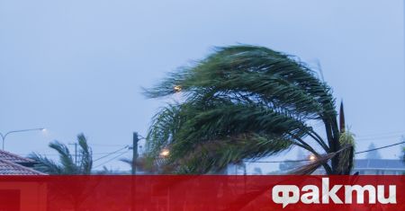 Супертайфун, образувал се едва за 48 часа, заплашва Филипините и