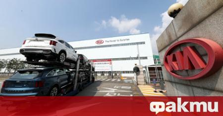 Работата в два от корейските заводи на Kia Motors бе