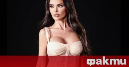 Докато много нейни колежки от поп фолк жанра се надпреварват