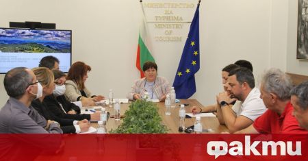 Министърът на туризма доц Стела Балтова проведе работна среща с
