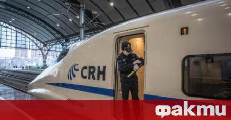 Нов бърз влак беше тестван в Китай, съобщи РИА Новости.