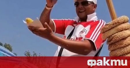 Видео с продавач на царевица по нашето море набира все