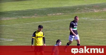 С категорична победа с 3 0 Черно море елиминира Миньор Перник