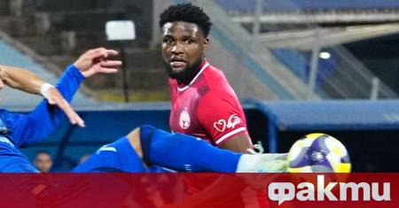 Въпреки сериозния интерес от страна на ЦСКА бразилският полузащитник Лукас