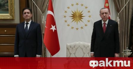 Президентът на Турция Реджеп Ердоган е приел днес новия извънреден