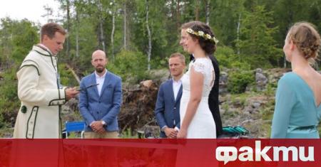 Норвежка булка се омъжи за своя шведски младоженец на церемония
