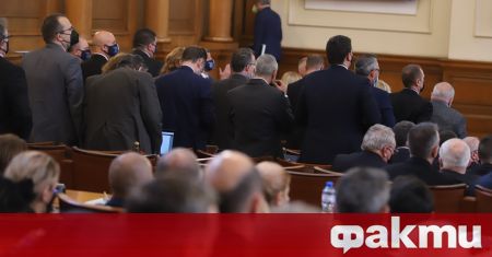Парламентът не почете с минута мълчание арменския геноцид Преди два