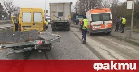 Тежка катастрофа блокира за часове пътя към граничния пункт Дунав