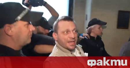 Софийският градски съд решава днес дали да остави окончателно в
