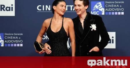 Тимъти Шаламе публично благодари и призна любовта си към своята