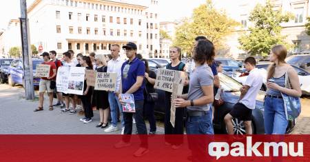 Депутатите приеха на второ четене промените в Закона за висшето