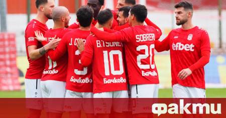 Халфът на ЦСКА 1948 Браян Собреро бе много доволен от