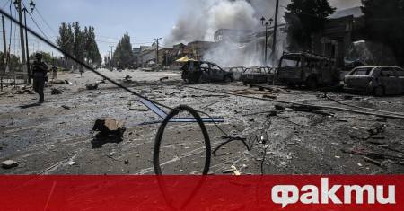 Трима души включително двегодишно дете загинаха тази нощ при руска