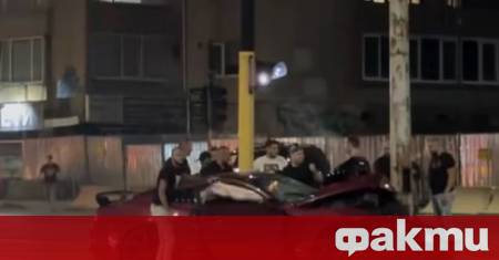 Зверска катастрофа с Ford Mustang е станала тази вечер в