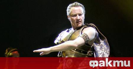 Майкъл Флетли световноизвестният ирландски танцьор и създател на спектакъла Ривърденс