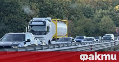 От 1 юли тол камерите вече следят камионите в изпреварващата