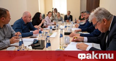 Кметът на район Средец Трайчо Трайков участва в заключителната дискусия