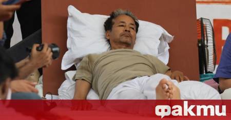 Индийският активист Сонам Уангчук беше откаран насила в болница след