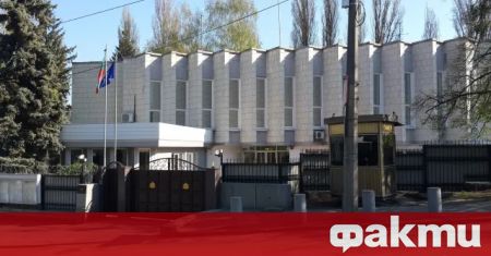 Посолството на България в Киев възстанови работа считано от 12