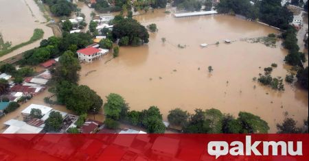 Ураганът Йота продължава да нанася сериозни щети в Централна Америка