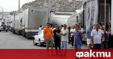 Правителството на Гърция обяви че ще затвори участъци от магистрали