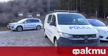 През 2021 година са получили разрешителните си за оръжие Ивайло