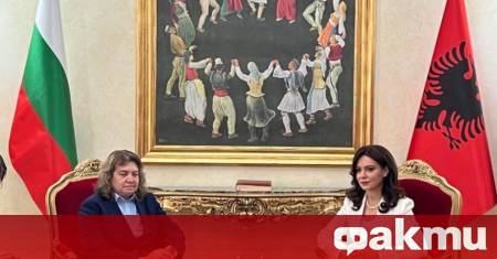 България последователно подкрепя усилията на Албания за присъединяване към ЕС