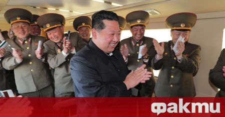 Севернокорейският лидер Ким Чен Ун наблюдава изпитание на нов тип