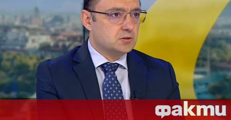 Запазването на спокойствие и оставането в домовете при пожар в