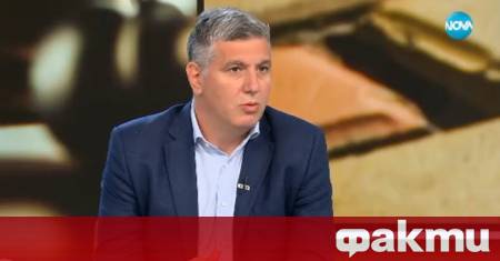 Публична тайна в България от години е че службите за