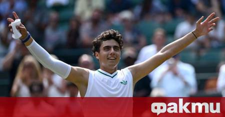 Иван Иванов се класира за четвъртфиналите на сингъл при юношите