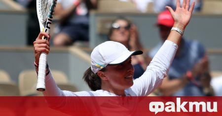 Световната №1 в женския тенис Ига Швьонтек продължи изключителната си