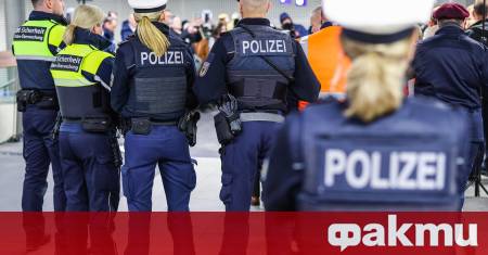 Германските федерални прокурори обявиха днес арестите на двама души руски