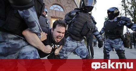 Състоялите се в събота в десетки градове на Русия протестни