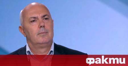 С филма От нищо нещо сравни инцидента с полицейския шеф