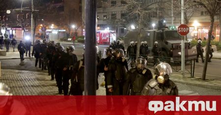 В Албания връщат удължения полицейски час съгласно който на гражданите