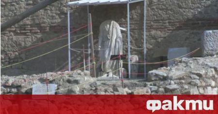 Още една уникална мраморна статуя откриха археолозите в античния град