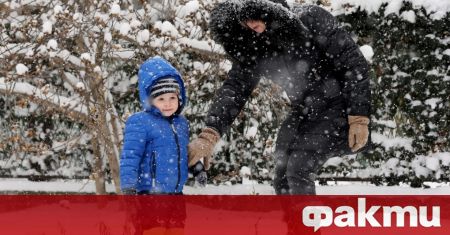 Половин метър сняг падна в Сърбия през април. Най-дебела е