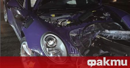 Видео с потрошено лилаво Porsche 911 GT3 RS се появи