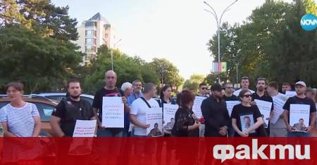 Протест в Генерал Тошево заради смъртта на 70 годишния фотограф Динко