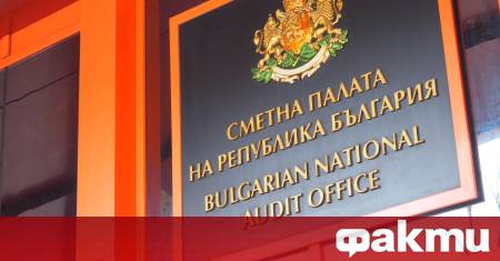 Три пъти по голям е размерът на паричните дарения от физически