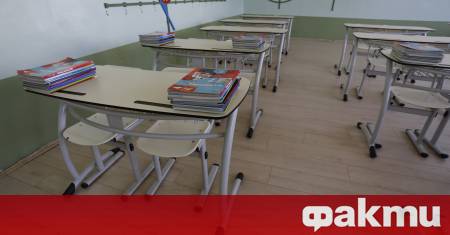 Днес ще бъде нормален учебен ден за училищата на територията