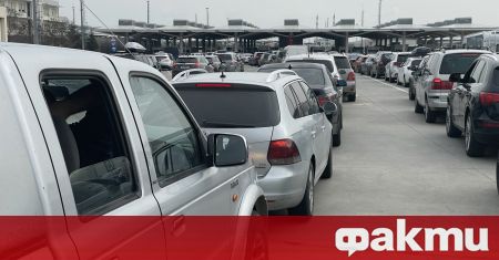 Хиляди са българските автомобили, които искат да влязат в Турция